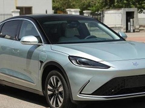 ARCFOX αS实拍图片曝光 最大续航里程达708公里