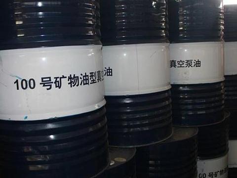 你这车加矿物油就行了，合成油没必要？