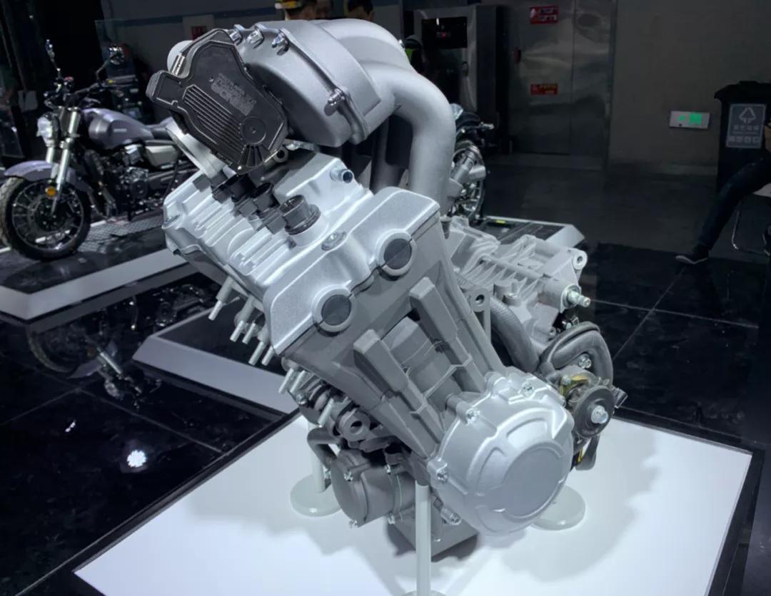 又一台国产4缸诞生全铝车身215kg冲压进气马力近100匹