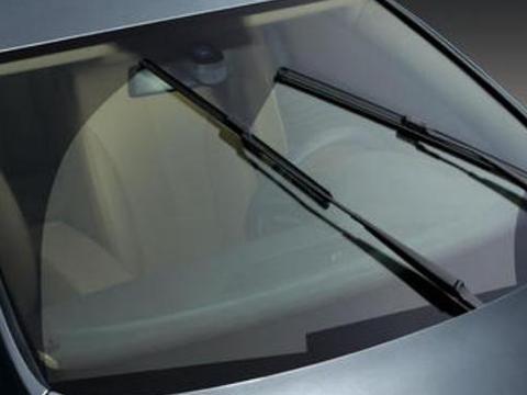 汽车雨刮器刮不干净，还有异响？这3招帮你选到一款合适的雨刮器