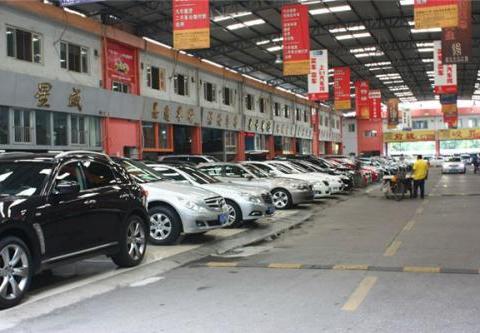 汽车市场温和回暖，车易拍助经销商冲刺年度目标