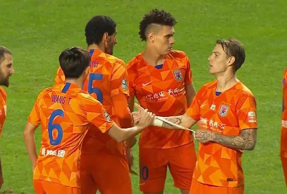 2020A组排名_A组最新积分排名,鲁能苏宁23分,大连人锁定第7,深圳、申花争