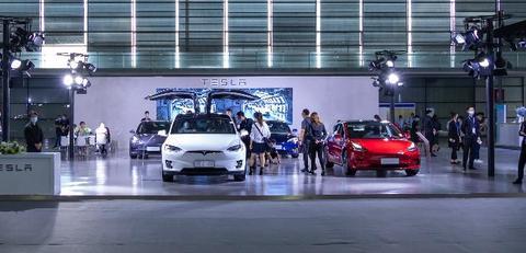 看特斯拉不一定去北京，特斯拉携多款车型亮相上海浦东国际车展