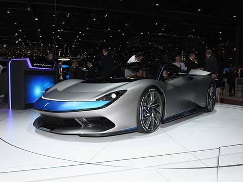 难得的视觉愉悦，BattIsta这超前的设计，感受到设计潮流