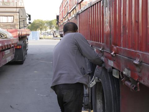 二手卡车便宜又赚钱，购买后要如何保养？老司机：不妨试试这5招