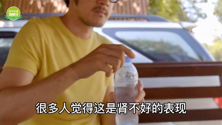一喝水就想上厕所，是不是肾不好？“答案”有些意外_新浪新闻