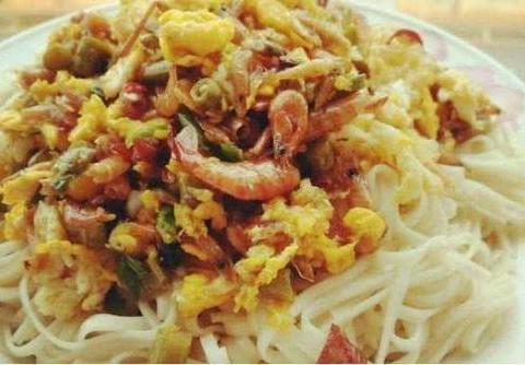 洋葱鸡蛋炒粉条 c202-izwfpyt8816699.jpg