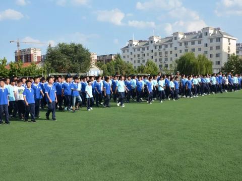 高密人均gdp_高密扑灰年画(2)