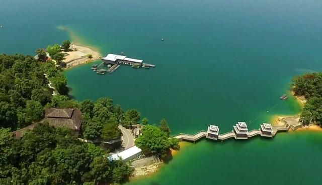 广东第一大湖：水域面积为370平方公里,是综合性的大型水利工程