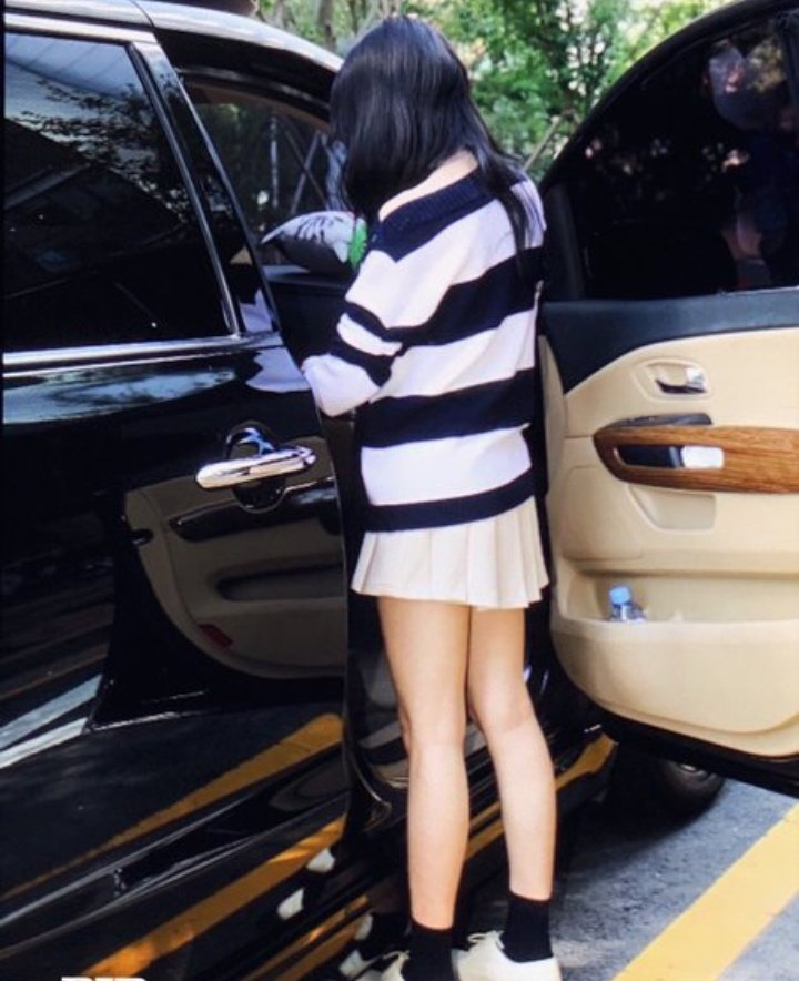 你家里有一辆车还是两辆？