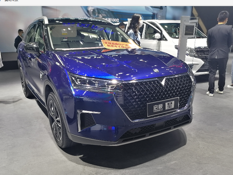 北京车展实拍东风启辰星 配置动力占优势