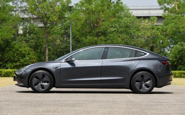 Model 3被反超！8月最热销的4款新能源车，五菱勇夺第一