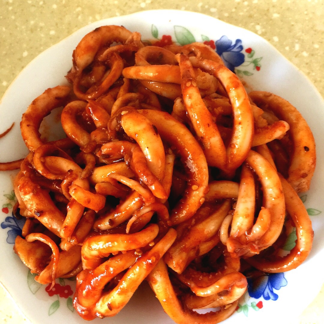 只是次数有点多!科学家确认很污的巨型鱿鱼,可能是真...