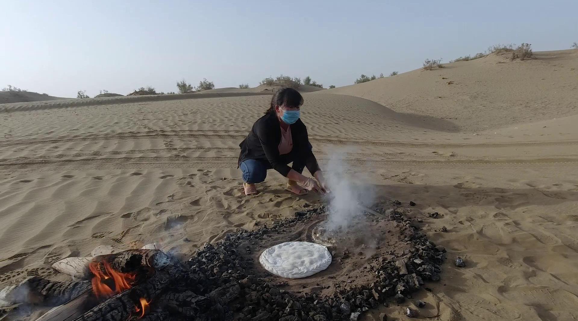 新疆乌鲁木齐-火焰山沙烤鸡蛋|摄影|人文/纪实摄影|一颗思甜 - 原创作品 - 站酷 (ZCOOL)