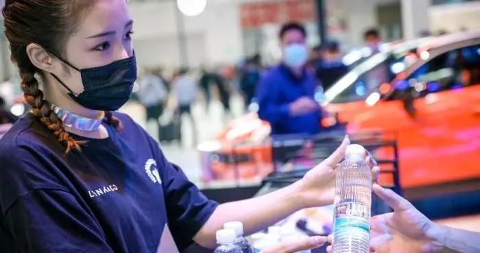 跨界风潮 好丽友跨界营销C位出道