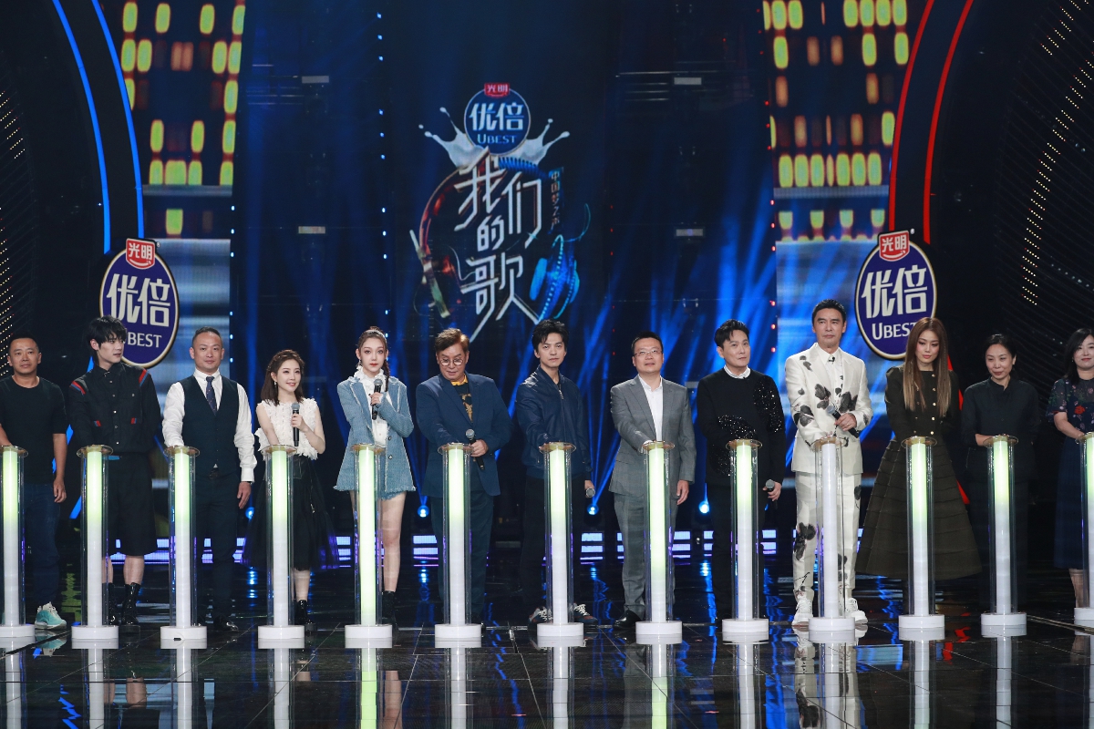 10月9日晚,《我们的歌》第二季在上海举行发布会,李健,张信哲,容祖儿