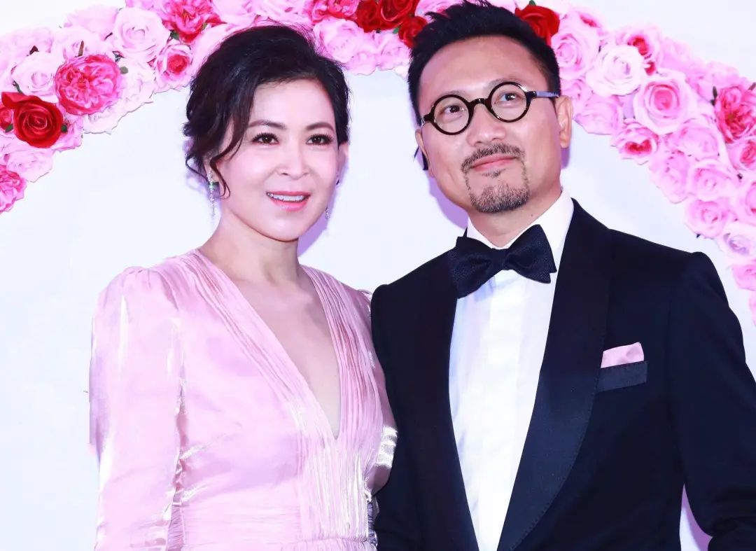 恋爱24年突然签字结婚 52岁前tvb知名花旦受男同性恋友人离世影响