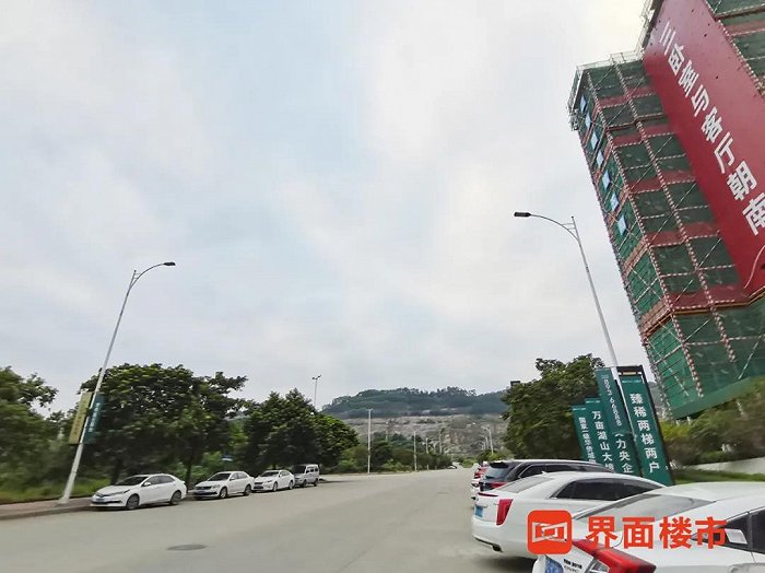 临深房价已破4万，“3字头”的深圳东部难掩尴尬？