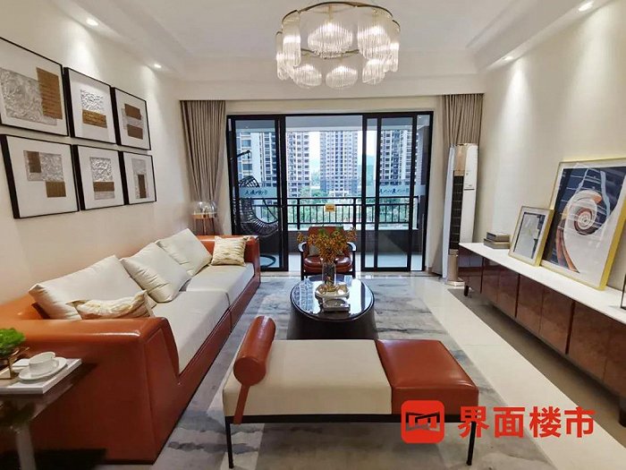 临深房价已破4万，“3字头”的深圳东部难掩尴尬？