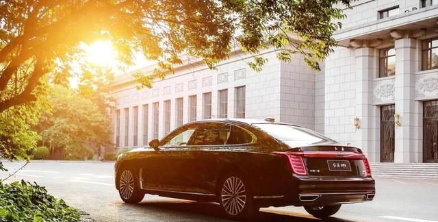 缸数即尊严,6缸轿车是我们仅存的体面