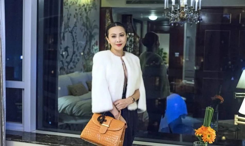刘嘉玲一心打入贵妇圈，借亿元豪宅为百亿千金庆生（组图） - 13