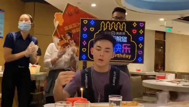 国外海底捞生日 03ba-kakmcxe6316347.jpg