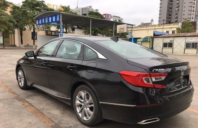 19万怎么选车?奥迪A3和本田雅阁谁档次高?车主说了实在话