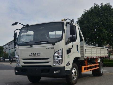 坐上去像开轿车?国六江铃凯运轻卡实力抢镜,升级的不止是内饰