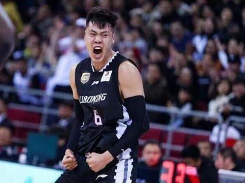 曾无限接近NBA，今训练中又受伤，贺天举真的是命运多舛啊