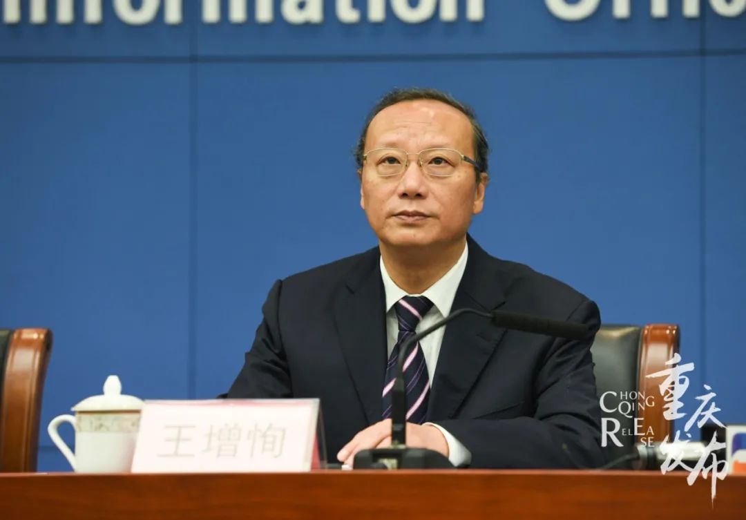 王增恂回覆记者提问邹乐摄