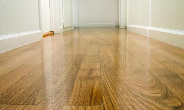地热地板选择哪种木地板较好|地暖地面铺什么地板比较好?实木地板和地暖专用地暖有何区别?
