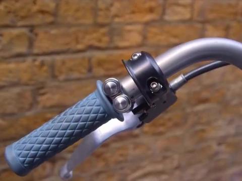 98哈雷改装车复古摩托车机车展