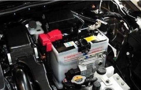 冬天,汽车会在外面停留很长时间,您需要每隔几天启动汽车吗?