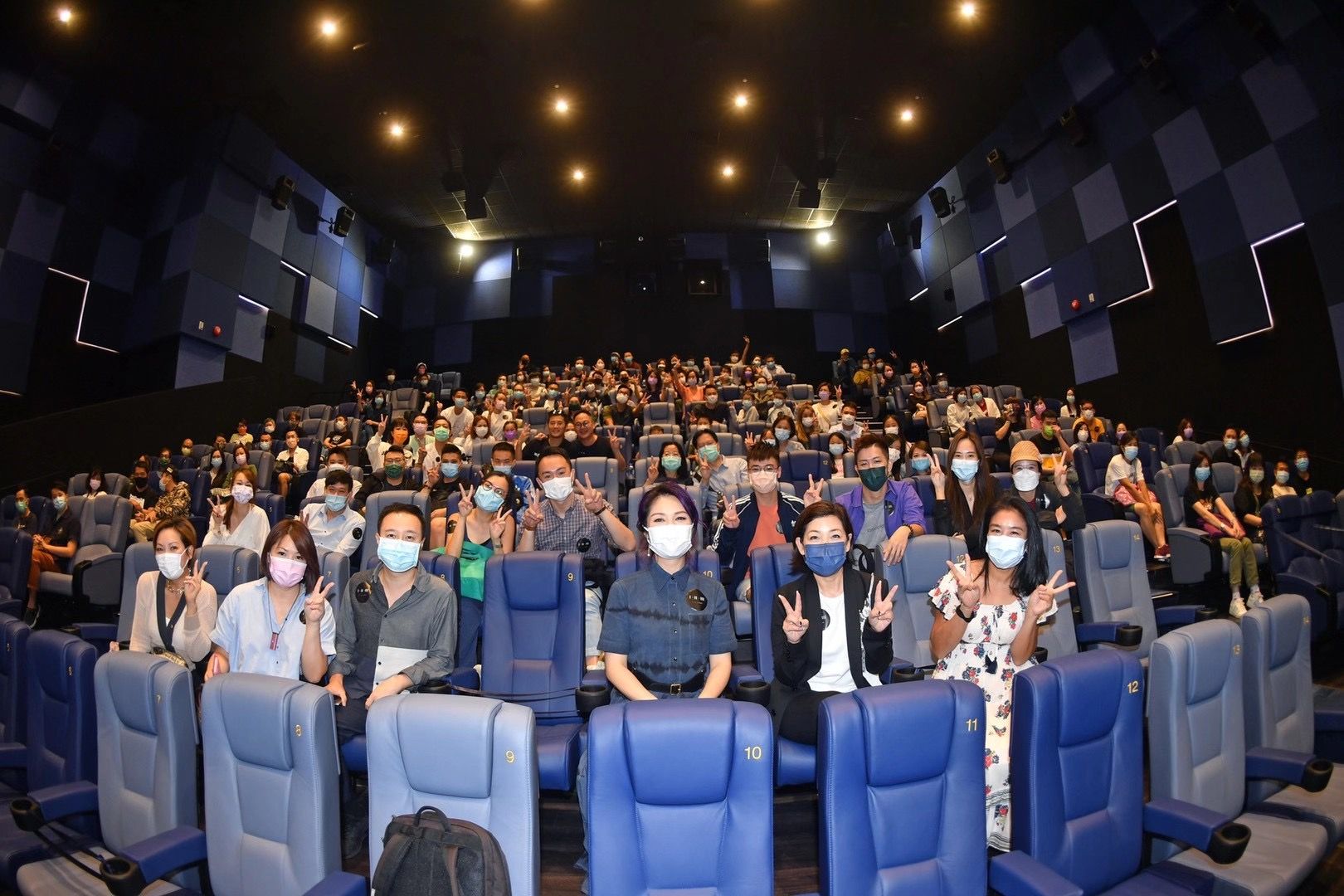 杨千嬅出道25周年纪录片首映现场。主办方供图