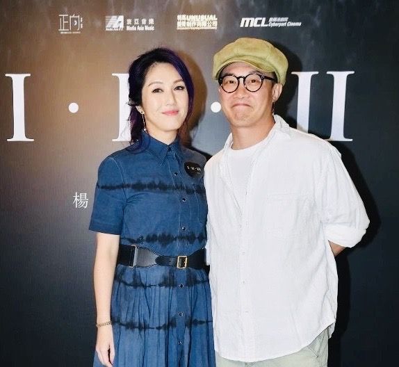 陈奕迅参加杨千嬅出道25周年纪录片首映。主办方供图
