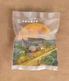 请收藏!地大限定版月饼来了
