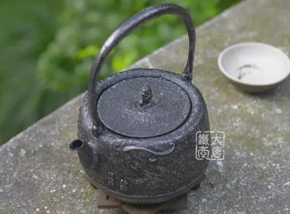 不是所有日本的铁壶都是好壶!看完就知道|铁壶|堂口|工房_新浪新闻
