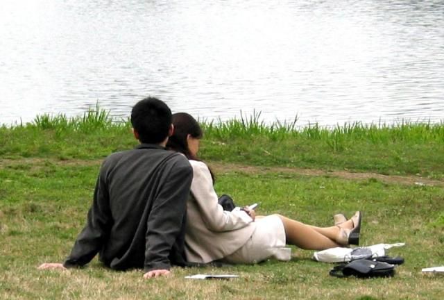 女友求婚,男博士的母亲回应:“你才本科,陪嫁一百万会考虑”休闲区蓝鸢梦想 - Www.slyday.coM 女友求婚,男博士的母亲回应:“你才本科,陪嫁一百万会考虑”休闲区蓝鸢梦想 - Www.slyday.coM