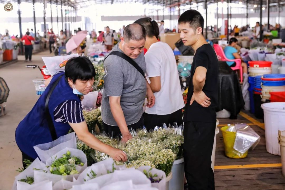 岭南花卉市场小贴士岭南花卉市场新址地址交通方案地铁:五号线滘口站