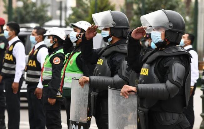 秘鲁逾3.3万名警务人员感染新冠 其中506人死亡