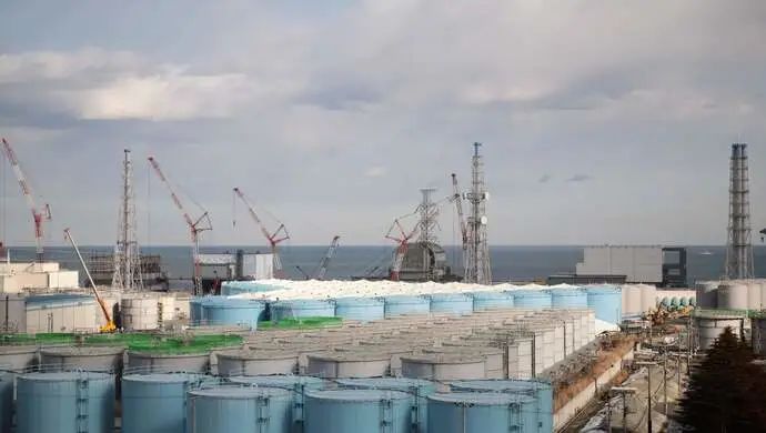 日本核废水比我们自来水还安全？那就请日吹喝