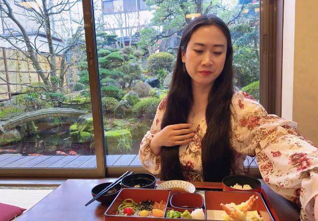 43岁芙蓉姐姐近照曝光,曾是网红鼻祖,如今身价千万气质很优雅 43岁芙蓉姐姐近照曝光,曾是网红鼻祖,如今身价千万气质很优雅