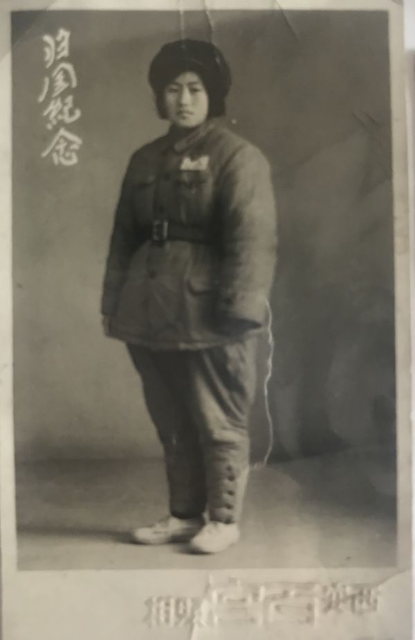 年轻时的关大局(受访者供图)
