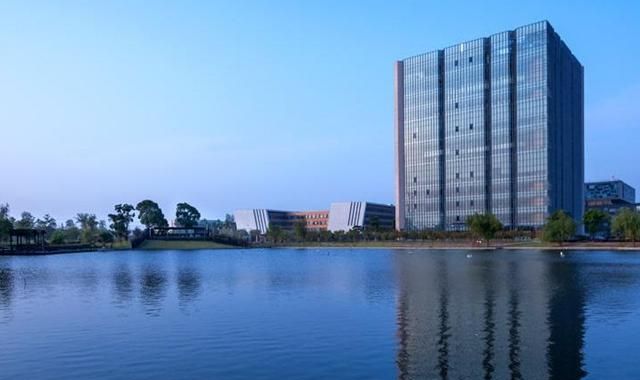 土木工程2020专业世_2020留学加拿大土木工程专业(2)