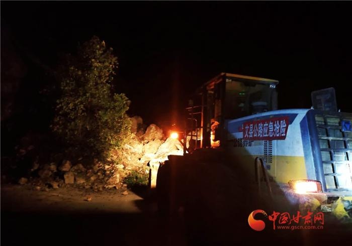 文县桥头镇人口_文县天池(2)