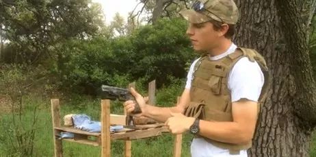 为什么真正的打火机,70%都卖给了不抽烟的姑娘?休闲区蓝鸢梦想 - Www.slyday.coM 为什么真正的打火机,70%都卖给了不抽烟的姑娘?休闲区蓝鸢梦想 - Www.slyday.coM