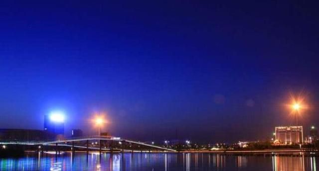 人均gdp城市排名2020_2020年前三季度GDP城市50强榜单,东北城市表现不佳、