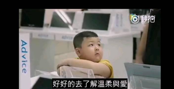 服气！泰国广告：不要把电子产品塞给孩子～