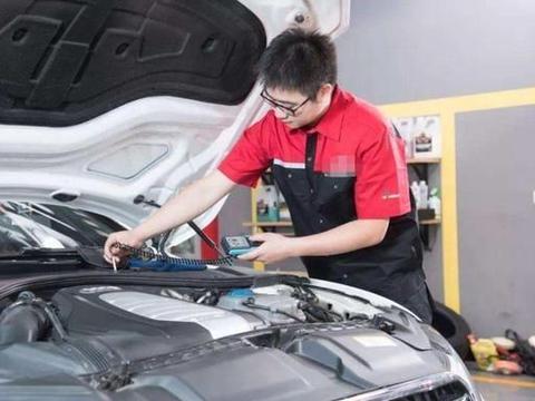 5000公里换机油靠谱吗?老司机叹口气：吃多少亏才能记住