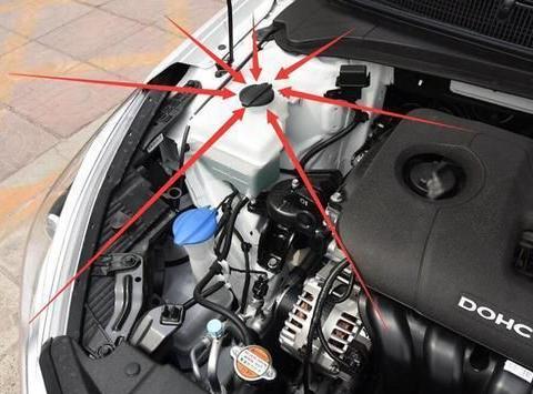 原车防冻液可以用多长时间?别再被4S店忽悠了